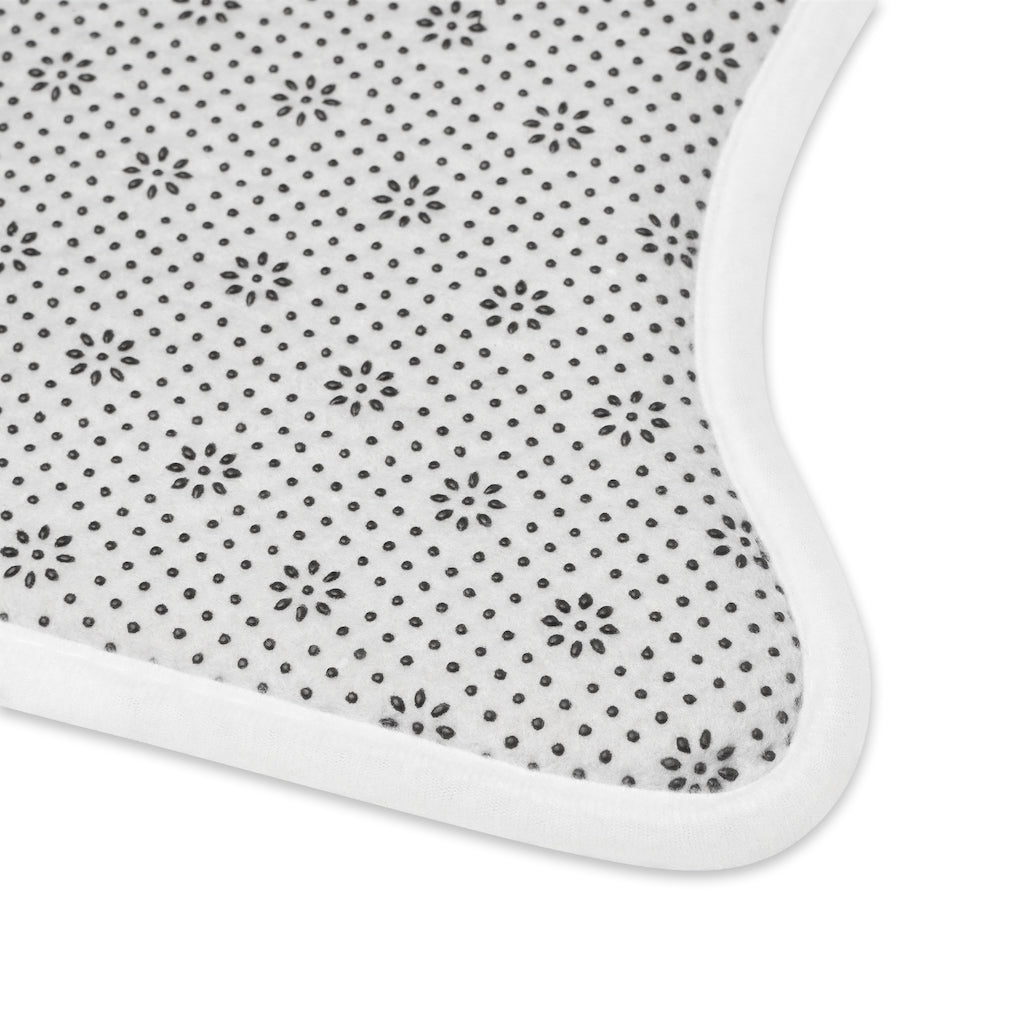 Carol Riddick Peek-a-Boo Pet Feeding Mat